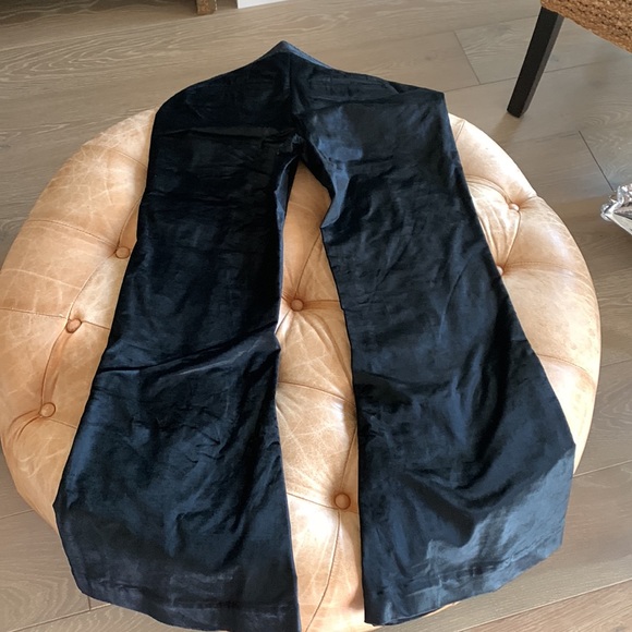 NWT Free People Women's Green Walk with You Velvet Flare Trousers Size 8 - Picture 9 of 13